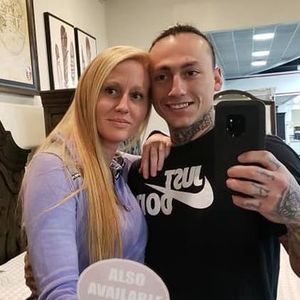 Meet your Posher, Levi